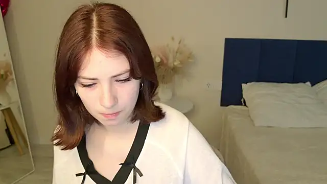 Elis bb online show from 04-24-26, 07:27