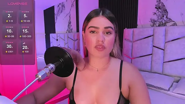 Liiahfontaine online show from 04-06-26, 07:59