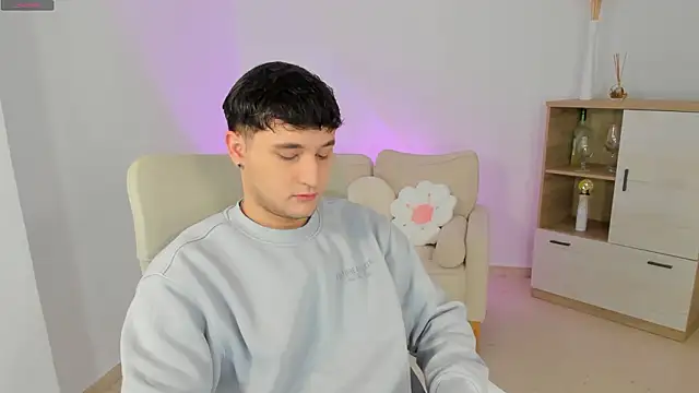 Massimo Fiore online show from 02-10-26, 09:08