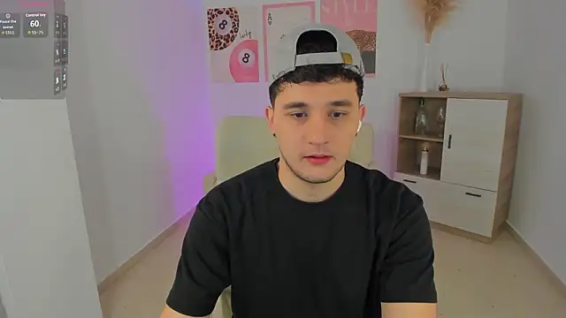 Massimo Fiore online show from 02-13-26, 09:33