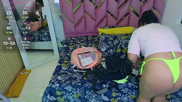 Snapshot of Rizantella chatting on 06-02-26, 02:35 Rizantella online show from 06-02-26, 02:35