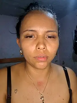 Snapshot of Daniela_Cruz_ chatting on 02-10-26, 09:08 Daniela Cruz online show from 02-10-26, 09:08