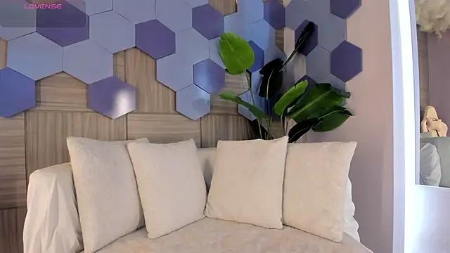 KatyaKozlov online show from 04-06-26, 07:37