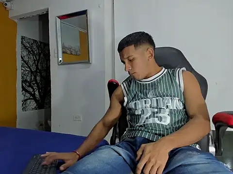 ricky spensar23cm  online show from 02-28-26, 02:12