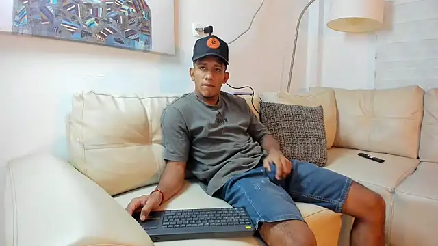 ricky spensar23cm  online show from 03-21-26, 02:38