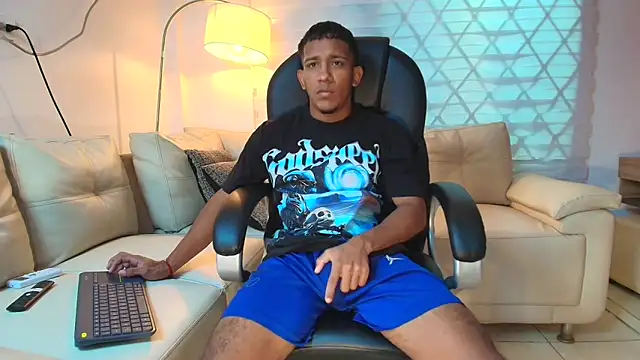 ricky spensar23cm  online show from 04-06-26, 12:30