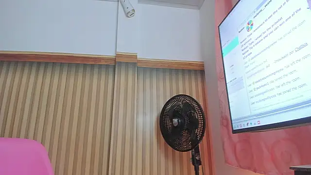 Melanie  Evans online show from 04-15-26, 10:55