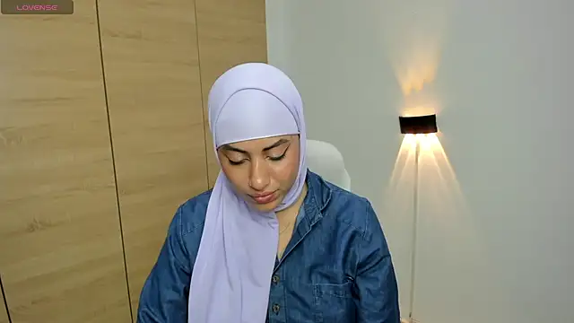 LAY LA  online show from 07-22-26, 10:23