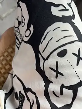 llkiki online show from 04-16-26, 04:52