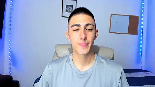 babyted272 online show from 05-18-26, 05:52