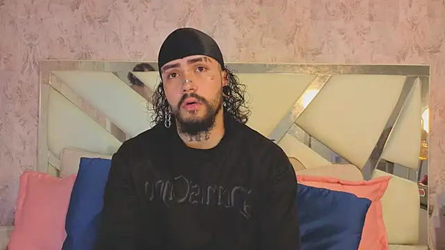 Benny and Mark online show from 04-06-26, 03:59