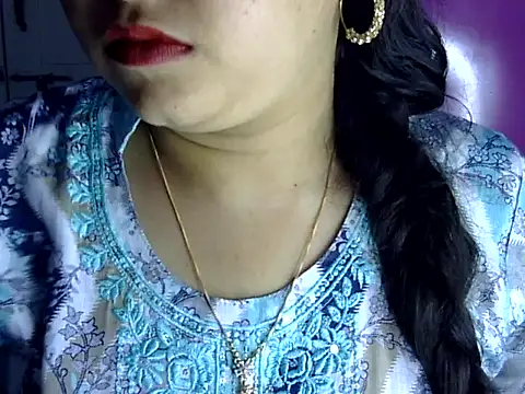 Cute Aliyaa online show from 07-04-26, 01:39