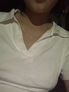 Hoa-tuylip online show from 02-17-26, 03:29