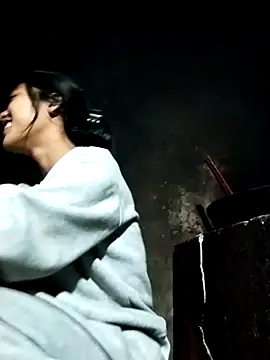 Hoa-tuylip online show from 02-19-26, 10:28