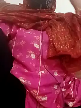 Snapshot of Sweety_queen2580 chatting on 02-23-26, 07:28 Sweety queen2580 online show from 02-23-26, 07:28