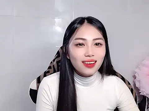 Snapshot of Thuy79 chatting on 02-24-26, 04:38 Thuy79 online show from 02-24-26, 04:38