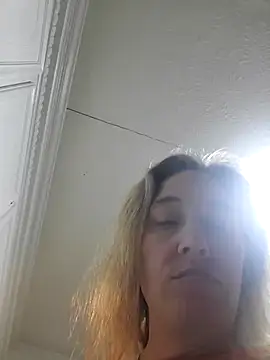 Snapshot of Sunflower0025 chatting on 03-03-26, 12:50 Sunflower0025 online show from 03-03-26, 12:50