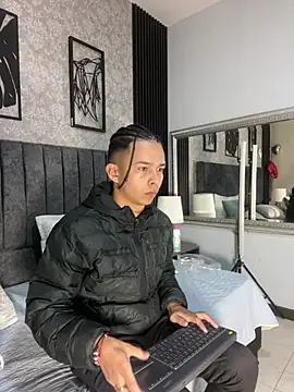 bliinkii and luka  online show from 02-24-26, 12:36