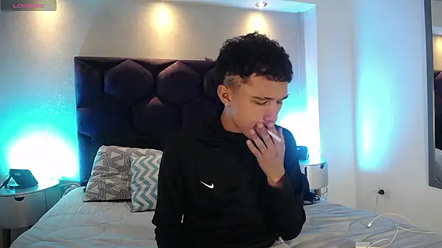 Dominik Souza online show from 03-19-26, 07:29