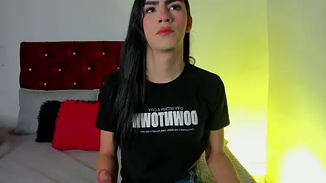 Isabella Moon9 online show from 06-27-26, 11:37