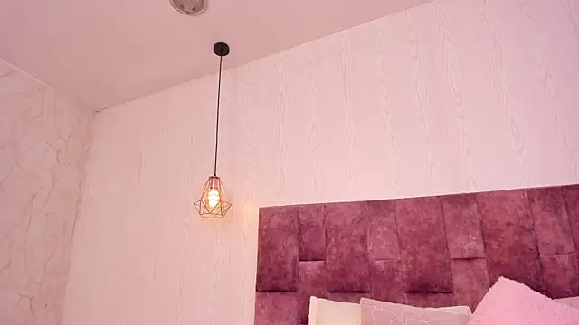 AlanaaHell online show from 04-16-26, 12:55