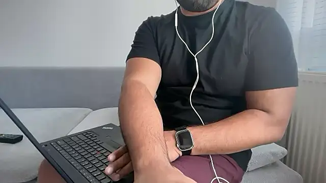 Snapshot of justonce2 chatting on 03-12-26, 09:26 justonce2 online show from 03-12-26, 09:26