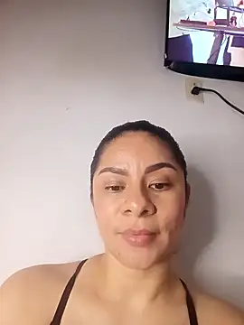 luna pinky online show from 04-15-26, 08:09