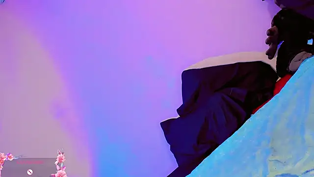 zoe rous2 online show from 03-18-26, 01:47