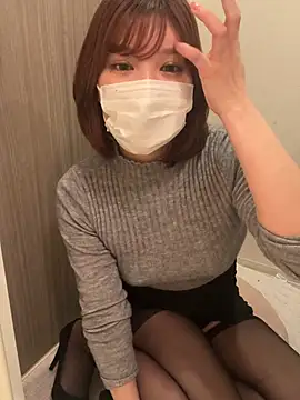  3 mNm 3  online show from 04-01-26, 02:36