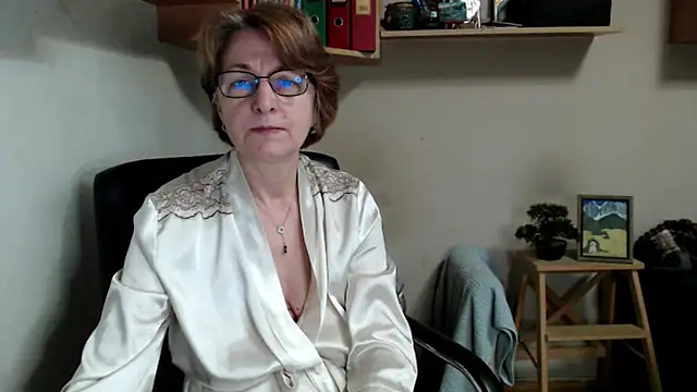 katemodel online show from 04-05-26, 08:44