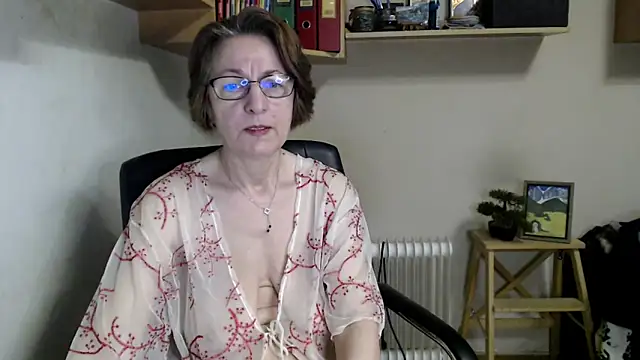 katemodel online show from 05-22-26, 07:15