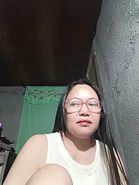 Snapshot of hotpinay_45 chatting on 04-26-26, 10:13 hotpinay 45 online show from 04-26-26, 10:13