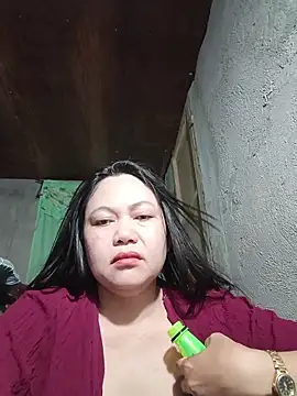 Snapshot of hotpinay_45 chatting on 05-15-26, 08:27 hotpinay 45 online show from 05-15-26, 08:27
