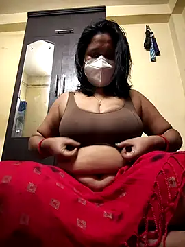 Snapshot of Curvy_Trisha chatting on 02-15-26, 10:03 Curvy Trisha online show from 02-15-26, 10:03