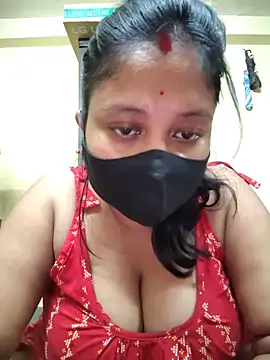 Snapshot of Curvy_Trisha chatting on 06-07-26, 04:44 Curvy Trisha online show from 06-07-26, 04:44