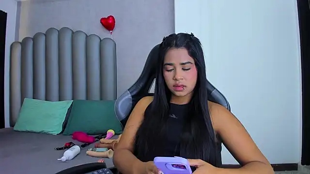 Shirleytaylor- online show from 03-26-26, 11:05