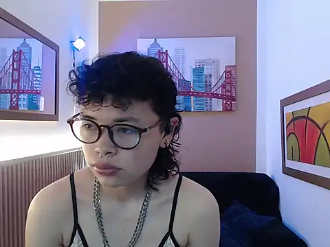 Snapshot of samantta_ink chatting on 03-05-26, 01:51 samantta ink online show from 03-05-26, 01:51