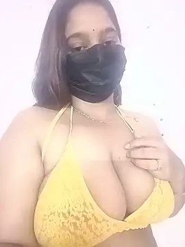 Snapshot of Aliya_Hott chatting on 06-21-26, 06:16 Aliya Hott online show from 06-21-26, 06:16