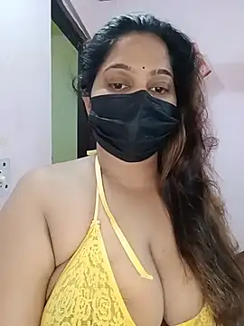 Snapshot of Aliya_Hott chatting on 06-26-26, 05:01 Aliya Hott online show from 06-26-26, 05:01