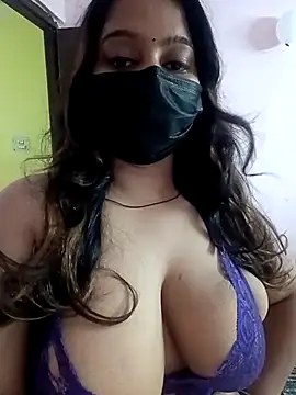 Snapshot of Aliya_Hott chatting on 07-07-26, 07:34 Aliya Hott online show from 07-07-26, 07:34