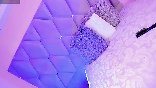 EmmaSweet23 online show from 04-09-26, 08:03