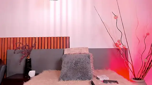 Snapshot of AylaStone chatting on 03-09-26, 06:23 AylaStone online show from 03-09-26, 06:23