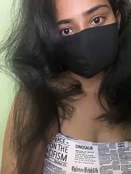 Snapshot of harshali_2012 chatting on 02-18-26, 07:59 harshali 2012 online show from 02-18-26, 07:59