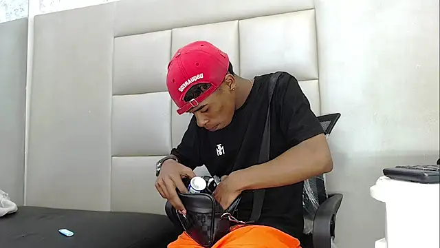 TonnyMarck online show from 02-06-26, 03:00