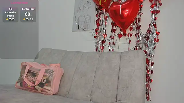 velvetluna  online show from 03-05-26, 11:17