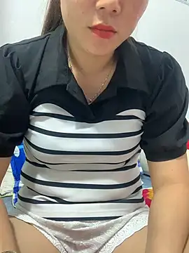 Baby-lovely69 online show from 02-03-26, 07:02