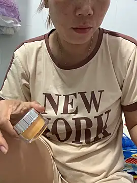 Baby-lovely69 online show from 04-01-26, 10:51