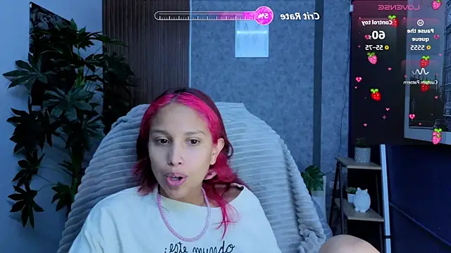 Snapshot of saphire_ chatting on 04-23-26, 02:30 saphire online show from 04-23-26, 02:30