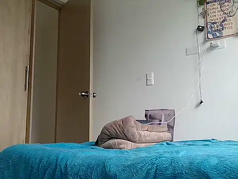 Snapshot of venus_midnight chatting on 02-25-26, 06:28 venus midnight online show from 02-25-26, 06:28