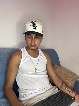 paulhot11 online show from 04-16-26, 02:56